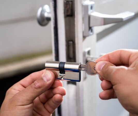 שירותי מנעולנות בצפון: כי הביטחון שלכם מתחיל בדלת הבית