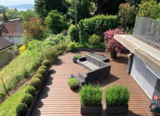 יתרונות הדק הסינטטי – עמידות, תחזוקה קלה ועיצוב מושלם